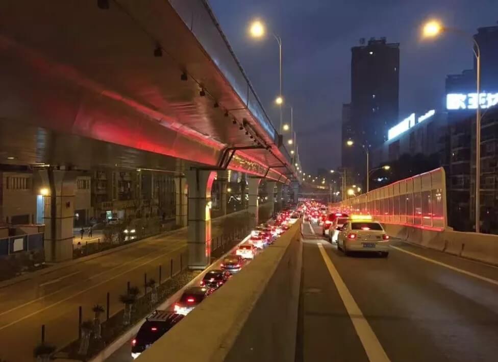 光谷为什么这么堵?到底是如何变成武汉“堵王”的