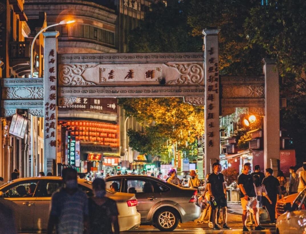 武汉好玩的步行街有哪些，这几个也别错过