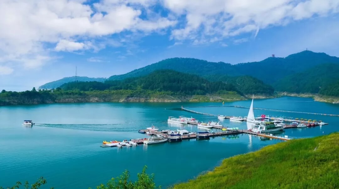 湖北有名的湖泊有哪些,这7个美丽湖泊等你游玩