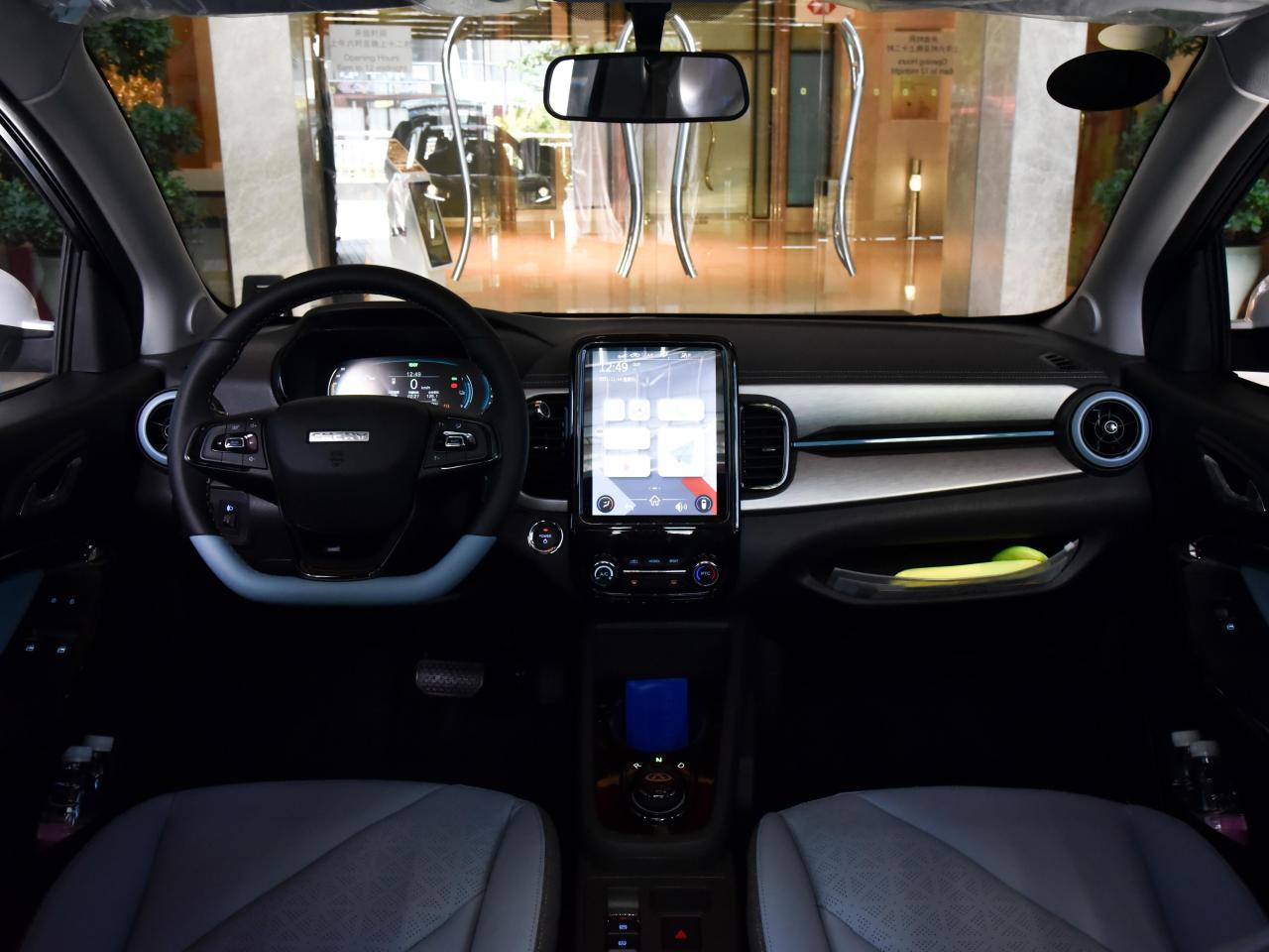 小蚂蚁新能源汽车2022款(6.69万起售的电动小车)