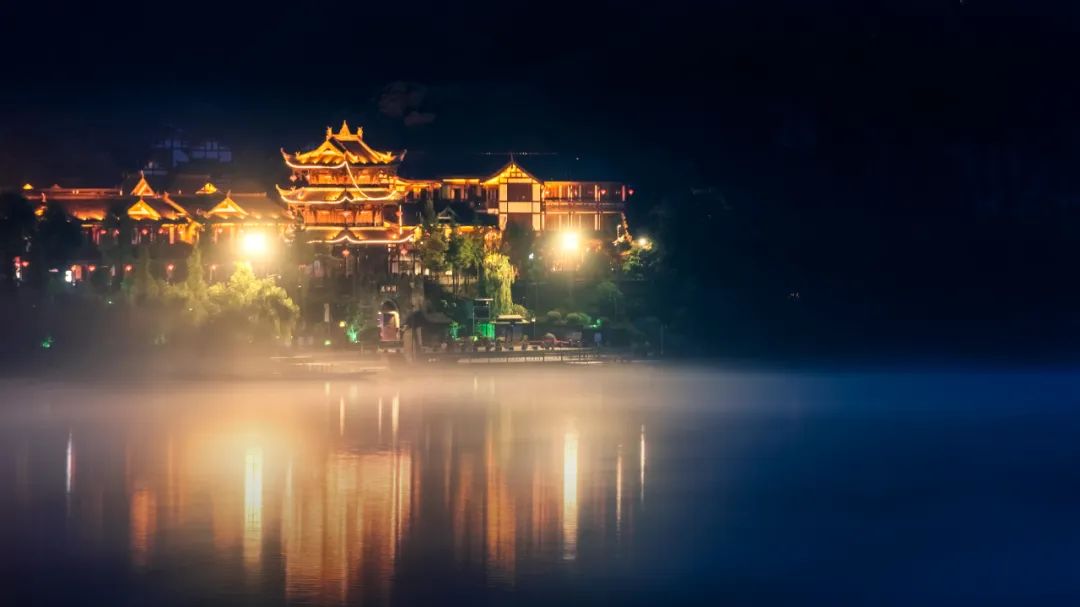 这座千年古城曾被诗圣杜甫“点赞”，藏着真正的古城之魂！（一）