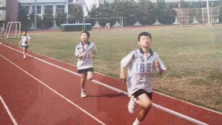 王懿律个人资料(王懿律用黄东萍的毛巾)