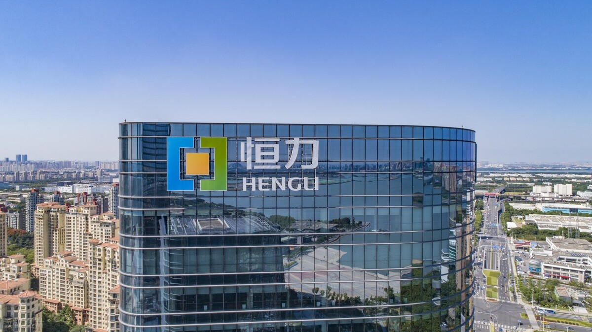 中国最新女首富 诞生，公司超华为成为第二大民企