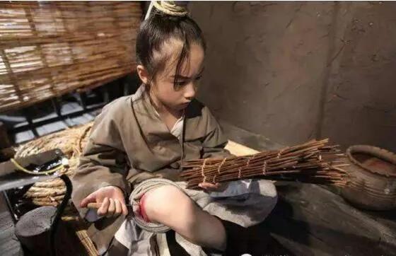 悬梁刺股的故事