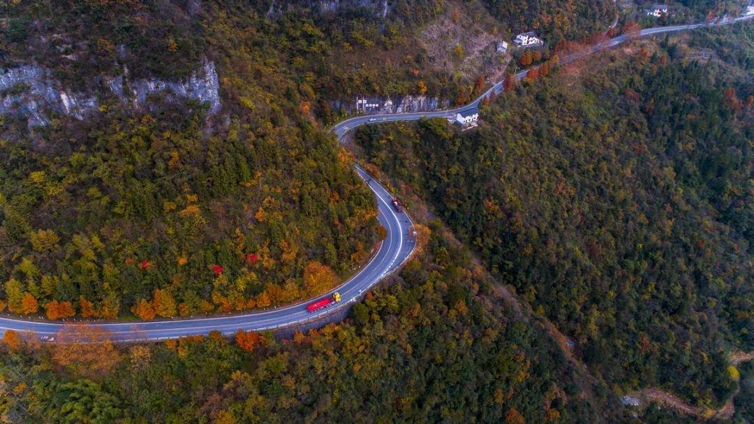 湖北秋季自驾游攻略，体验十条风景绝美的公路